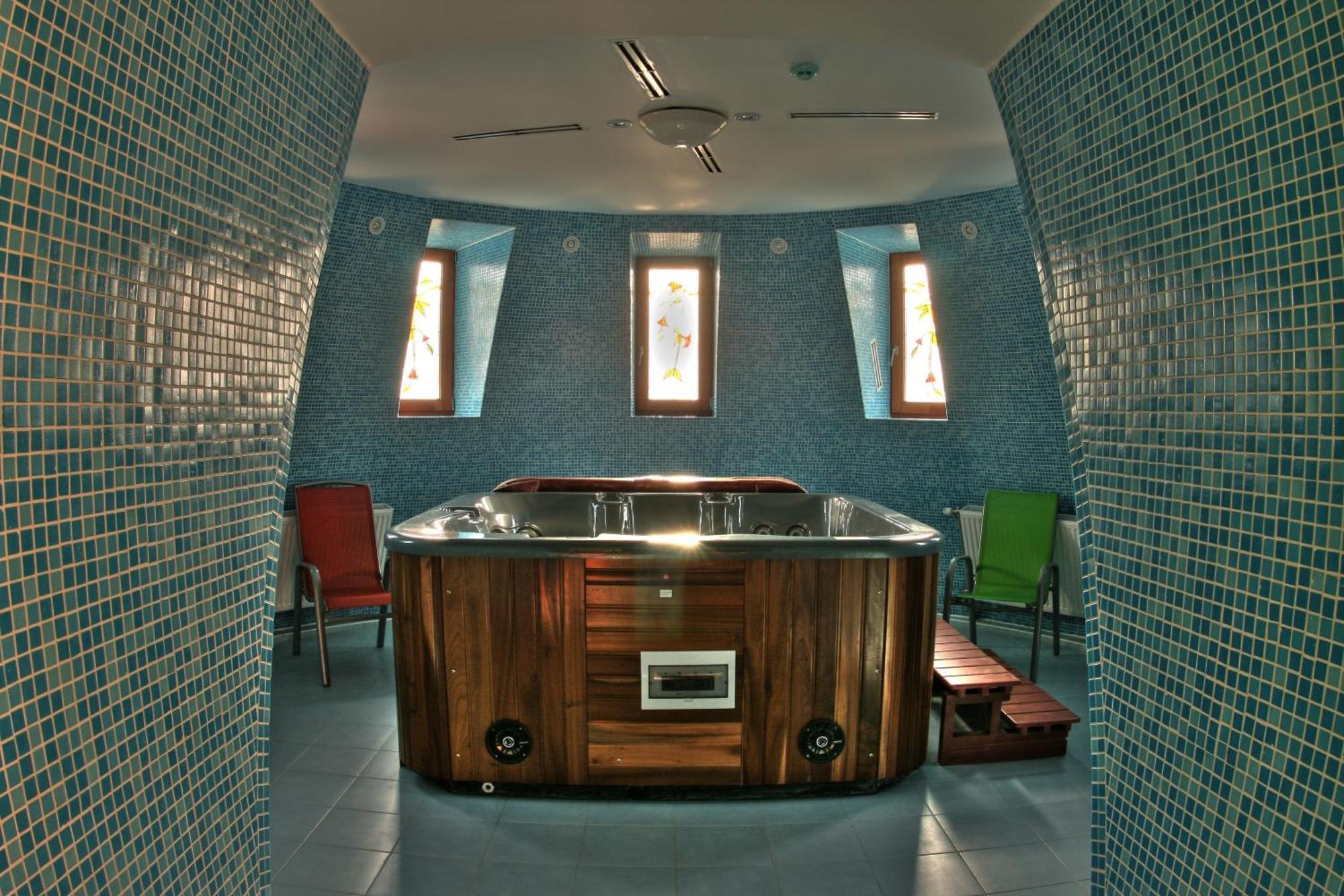 Hotel Jarja Hajdúszoboszló Dış mekan fotoğraf