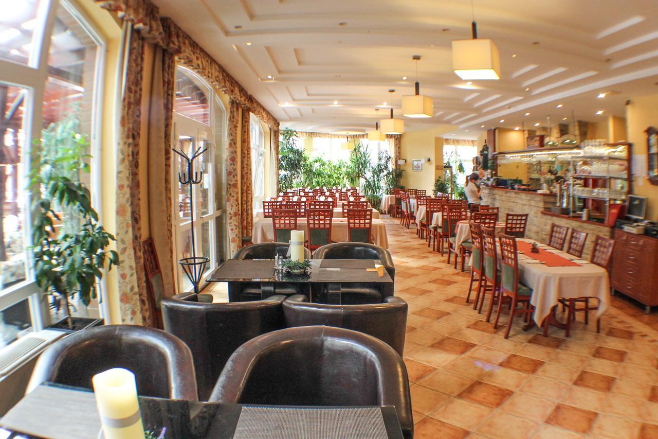 Hotel Jarja Hajdúszoboszló Dış mekan fotoğraf