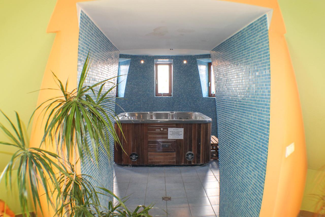Hotel Jarja Hajdúszoboszló Dış mekan fotoğraf