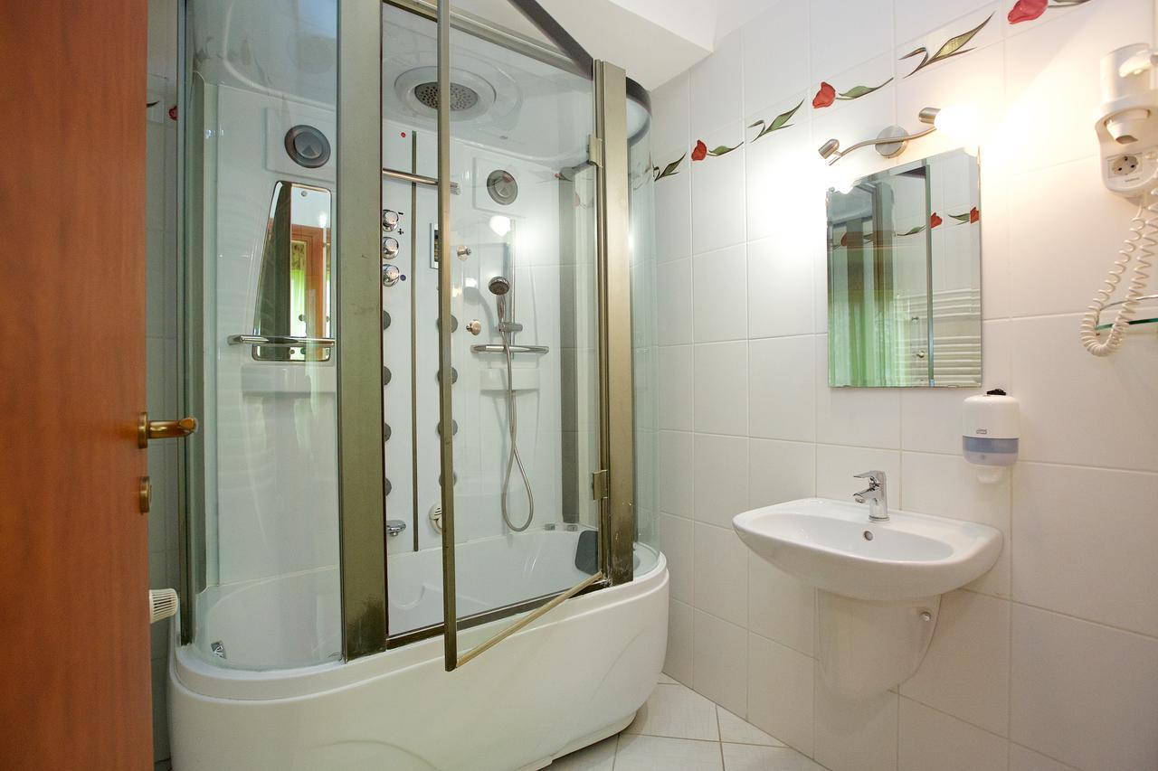Hotel Jarja Hajdúszoboszló Dış mekan fotoğraf